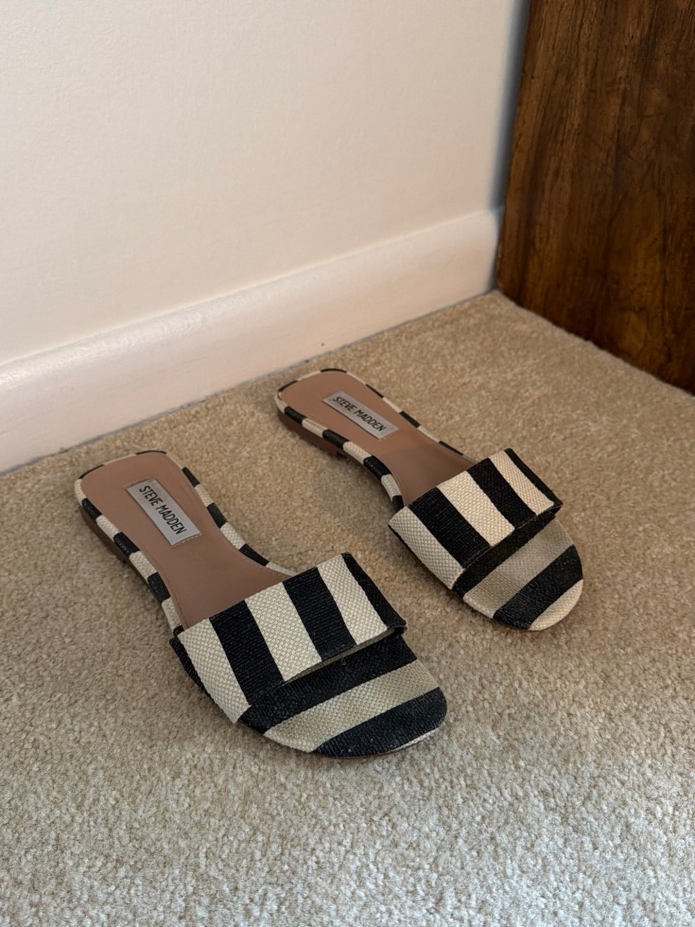 Steve Madden Black and Cream Striped Slide Mules